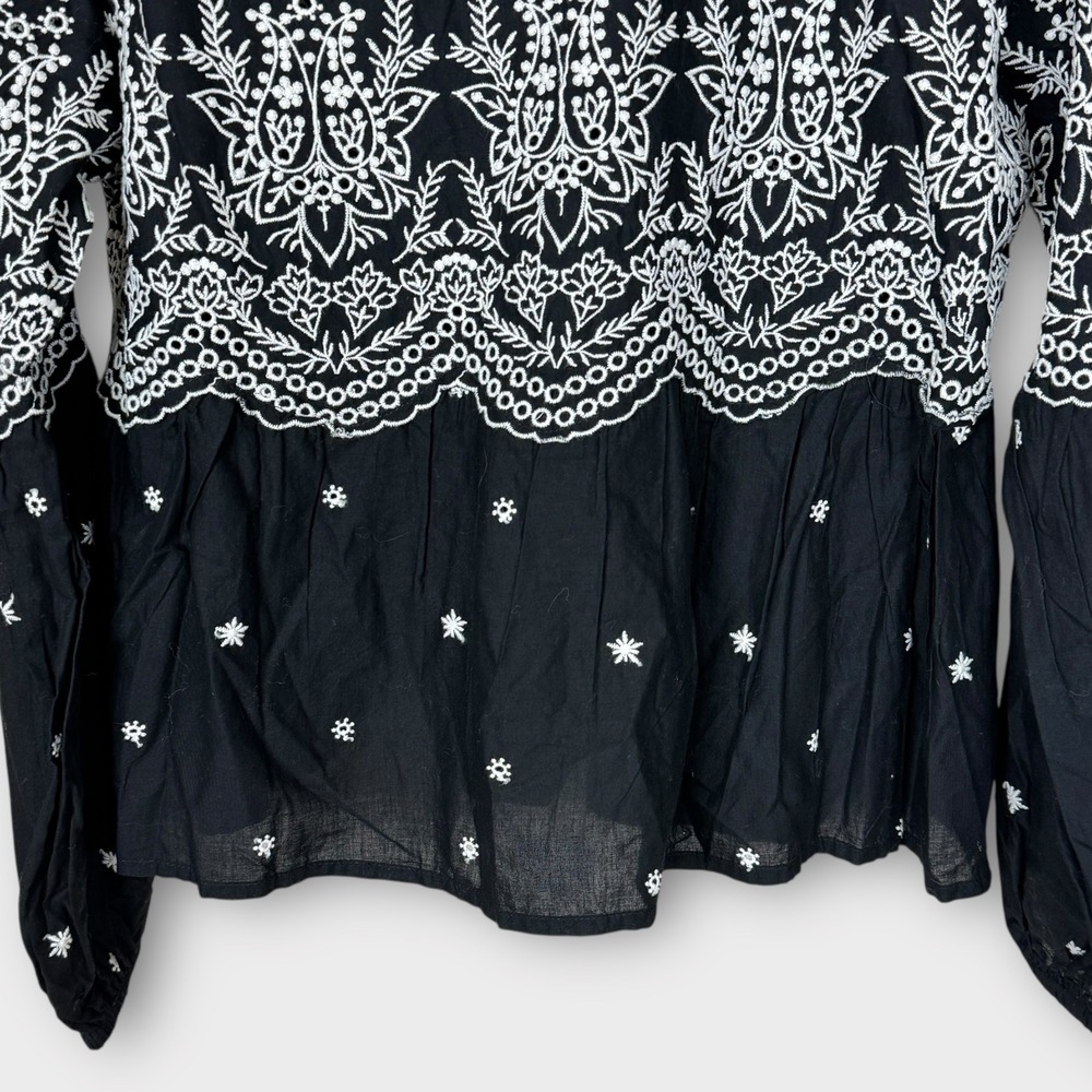 Jennifer &‎ Grace Embroidered Tassel Tie Blouse Black White Boho Peasant Top M - Picture 7 of 10